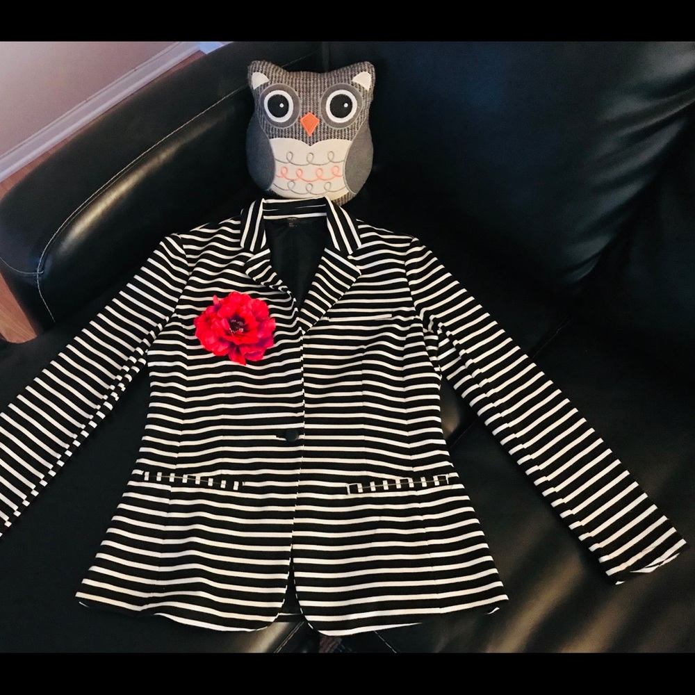 Mossimo Black/White Striped Jacket